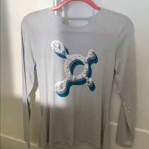 Long sleeve OTF long sleeve with opening in back